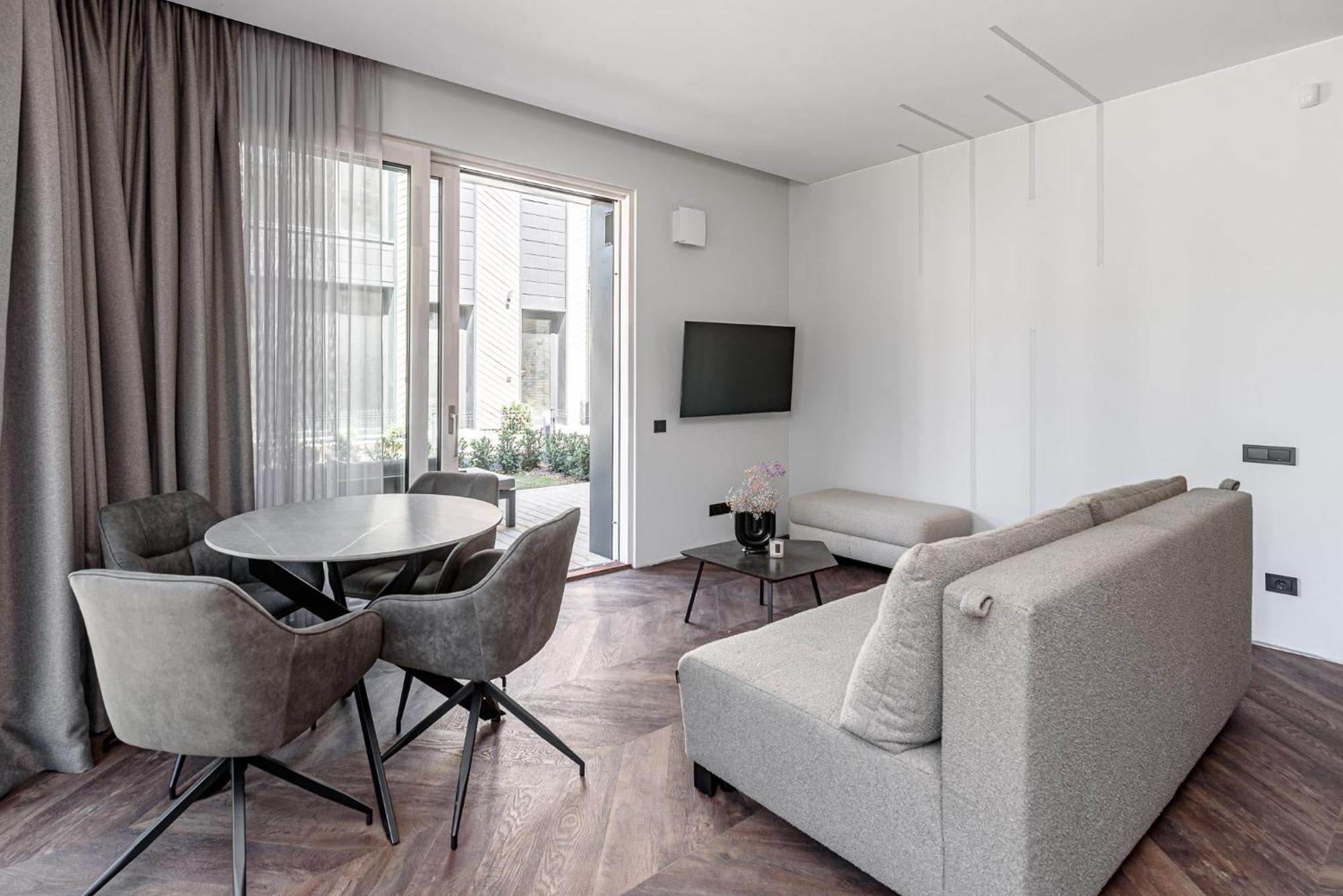 Ajeru 2 Apartamentai Апартаменти Паланга